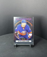 2021-22 OPC Platinum Retro #R-29 Oliver Wahlstrom New York Islanders